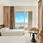 Excelsior Hotel 4*