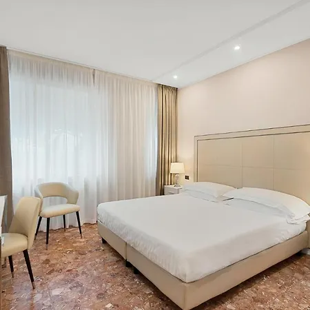 Excelsior 4* Marina di Massa