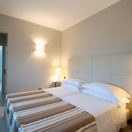 فندق Excelsior 4*