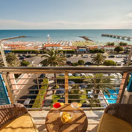 فندق Excelsior 4*